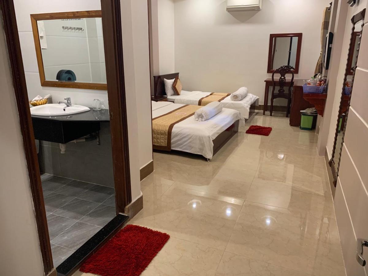 Phuc Hung Hotel Rach Gia Exterior photo