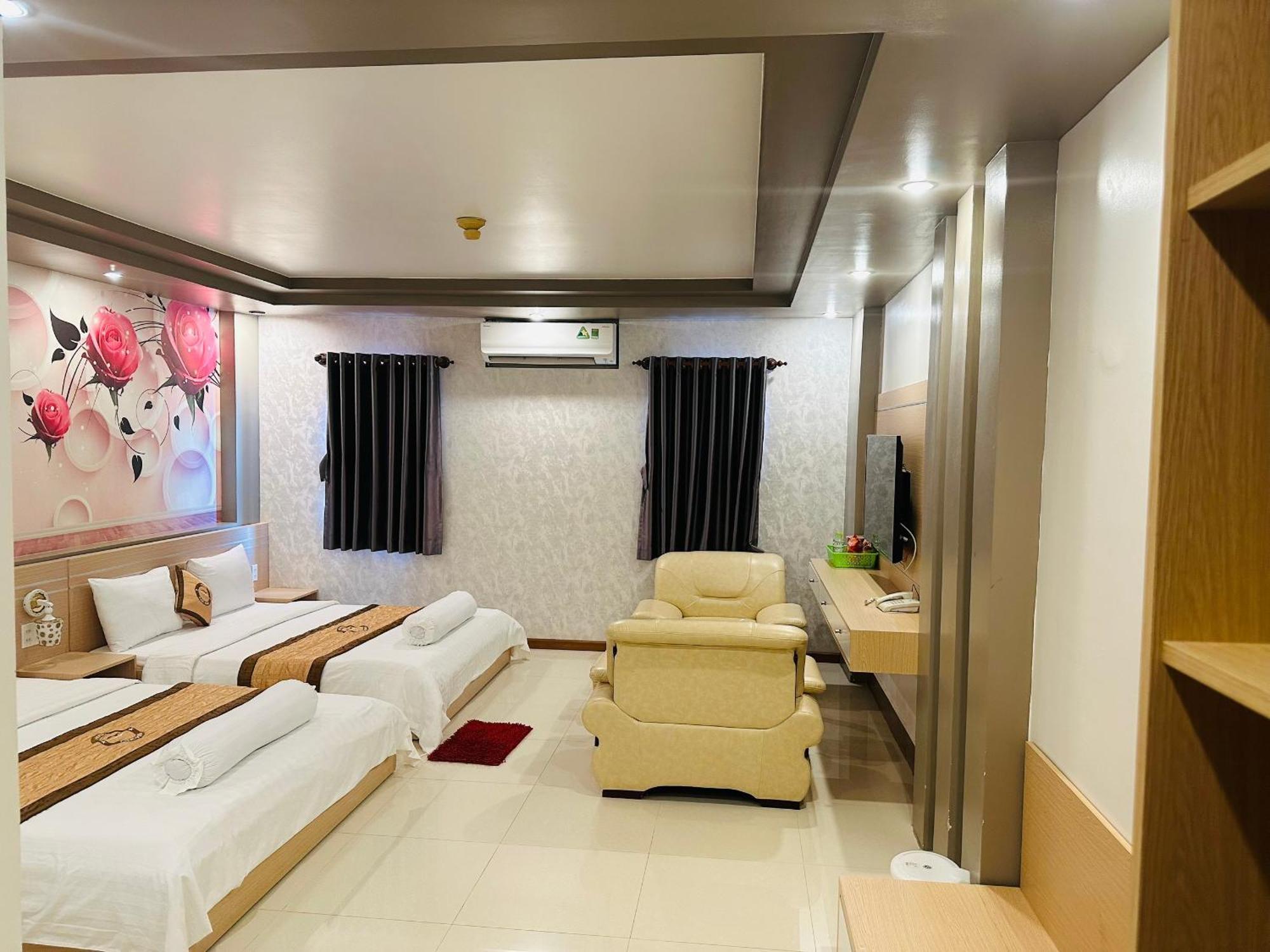 Phuc Hung Hotel Rach Gia Exterior photo